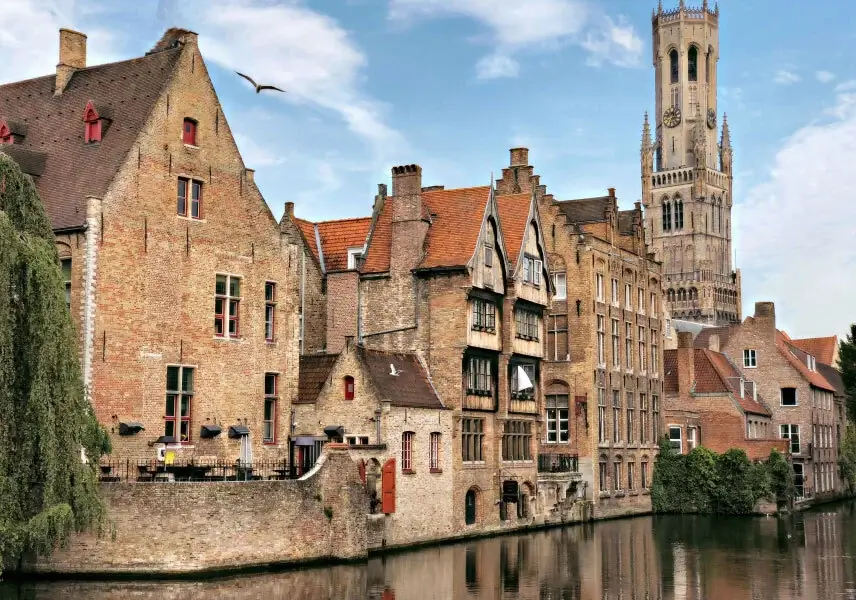 تأشيرة عمل كندا